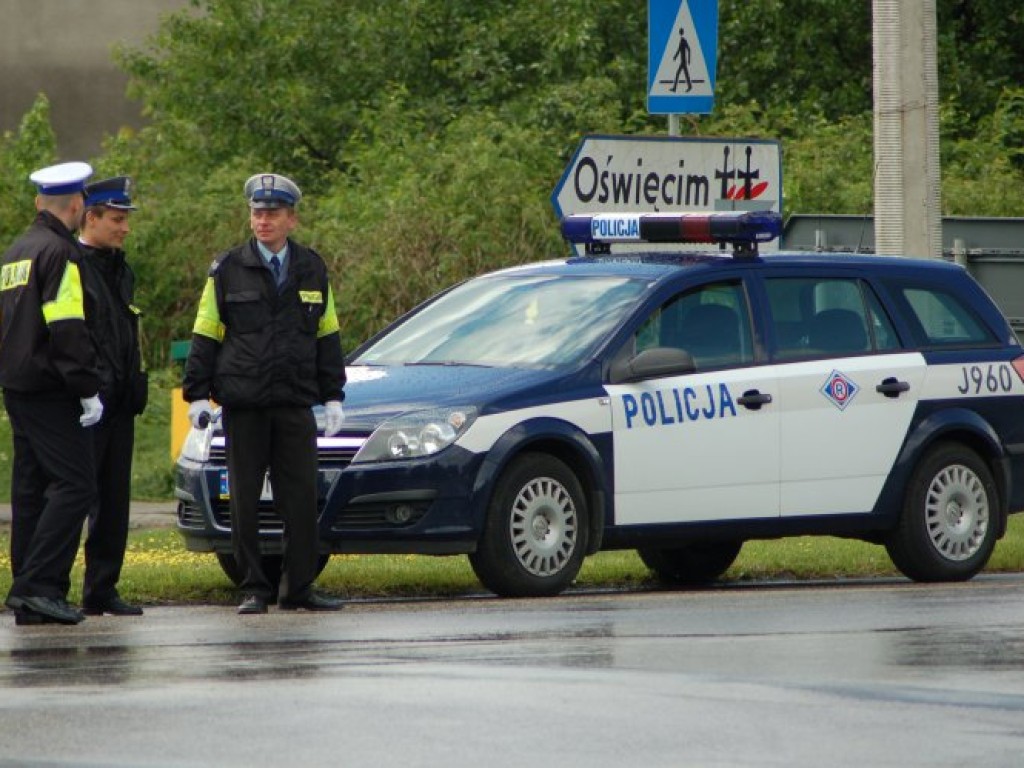 Przejazd papieża Benedykta XVI przez Chrzanów i Libąż 28.05.2006