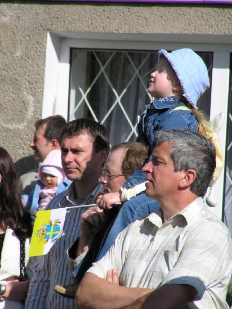 Przejazd papieża Benedykta XVI przez Chrzanów i Libąż 28.05.2006