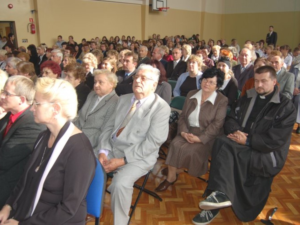 Stulecie Szkoły nr 1 im. Adama Mickiewicza w Chełmku - 20.10.2006