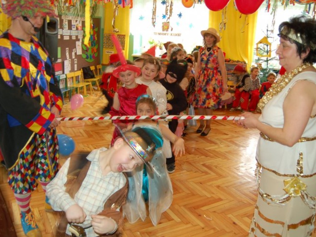 Zabawa karnawałowa w Przedszkolu Samorządowym w Regulicach 15.02.2007 r.