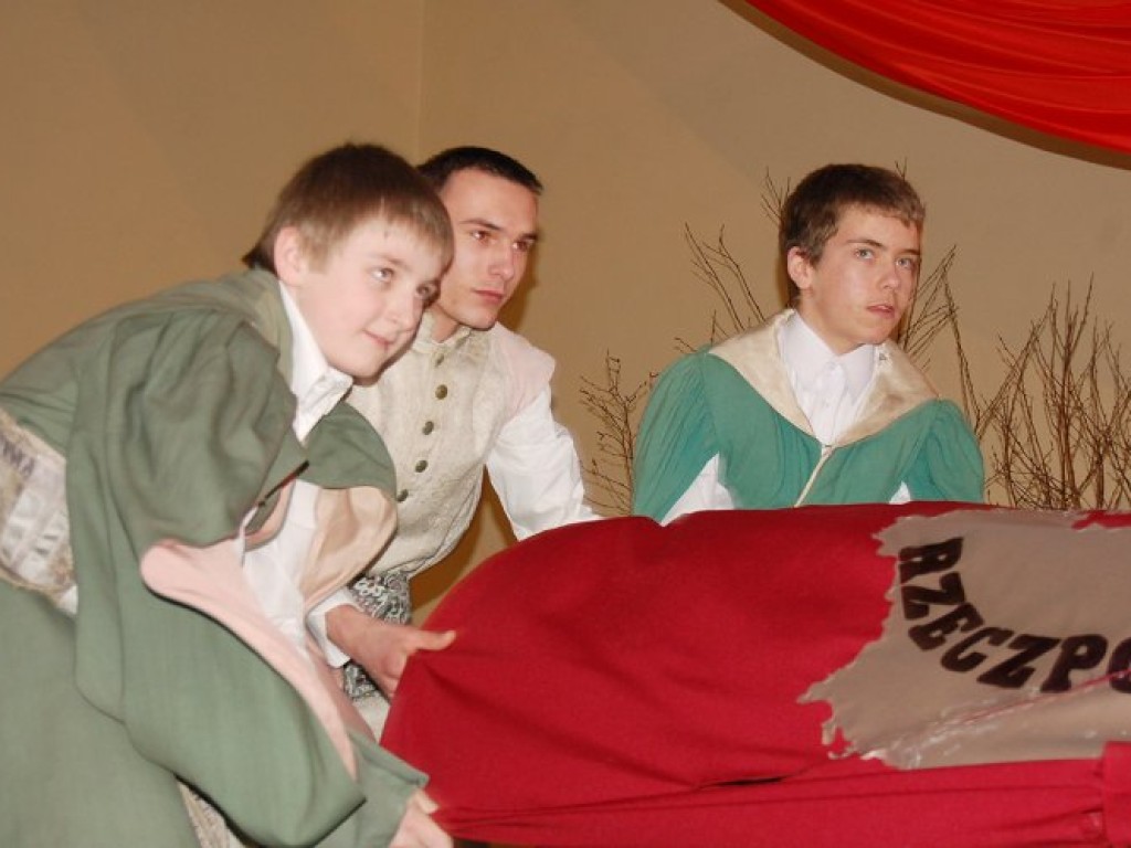 Poświęcenie i nadanie sztandaru Szkole Podstawowej w Kwaczale - 19.03.2007 r.