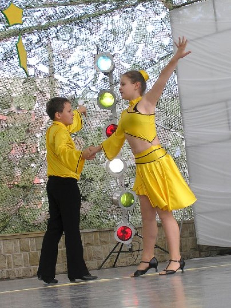 Festiwal Tańca Złote Sznurowadło 2007 na Placu Słonecznym w Libiążu 3.06.2007 r.