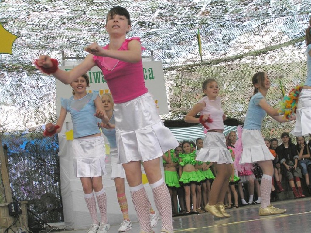 Festiwal Tańca Złote Sznurowadło 2007 na Placu Słonecznym w Libiążu 3.06.2007 r.