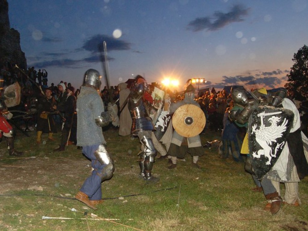 V Turniej Rycerski na zamku w Rabsztynie 7-8.07. 2007 r.