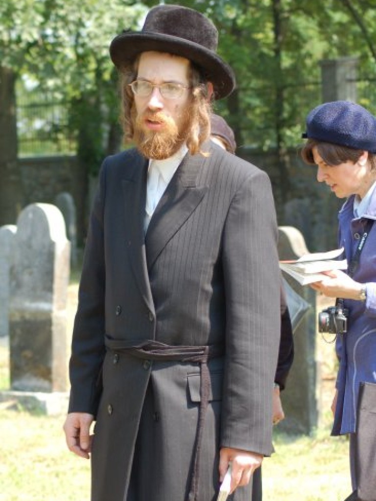Uroczysta modlitwa na odnowionym cmentarzu żydowskim w Chrzanowie - 7.08.2007 r.