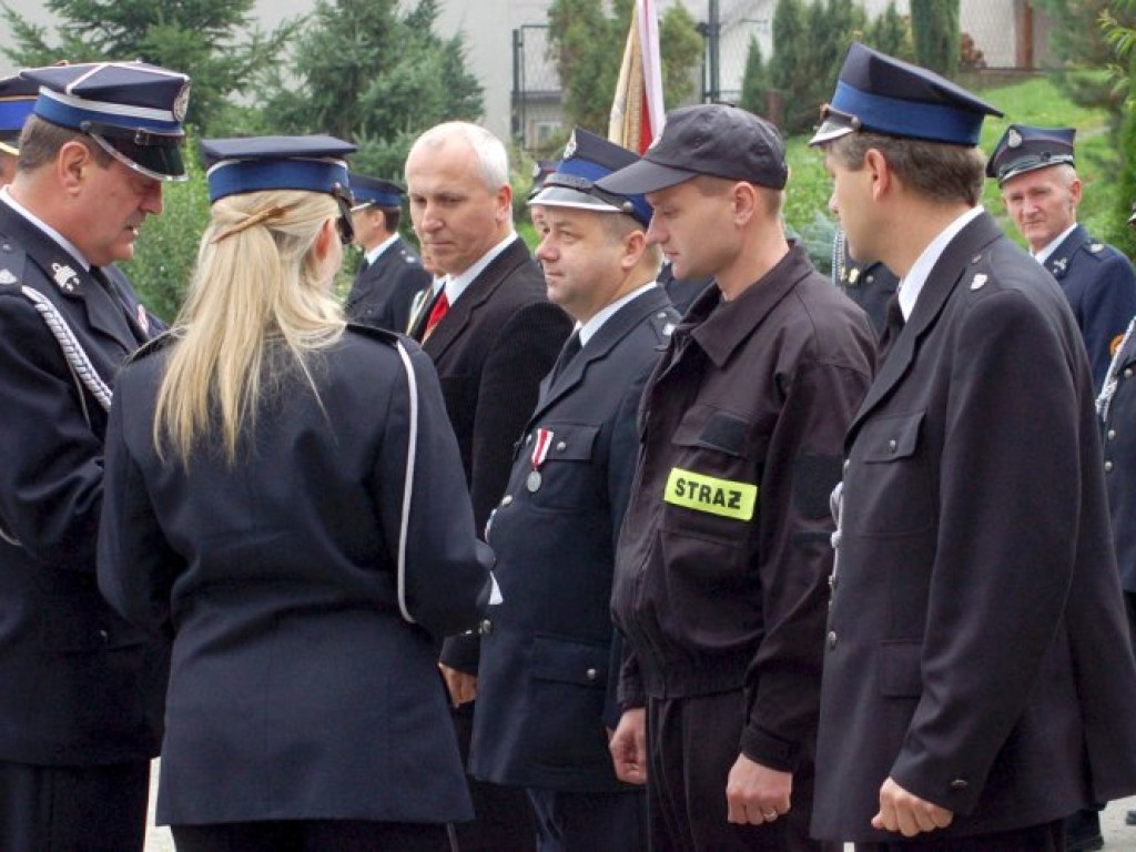 Poświęcenie nowego sprzętu strażackiego w Grojcu - 7.10.2007 r.
