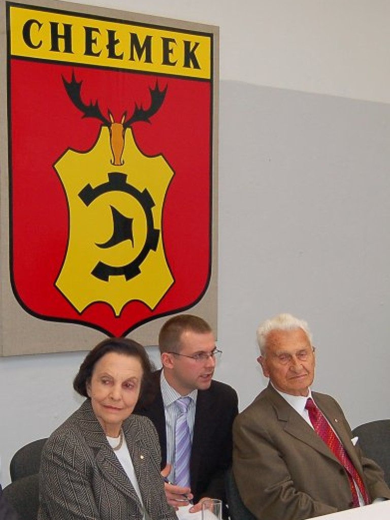 Wręczenie aktu nadania Honorowego Obywatelstwa Gminy Chełmek Thomasowi J. Bacie - Chełmek 18.10.2007
