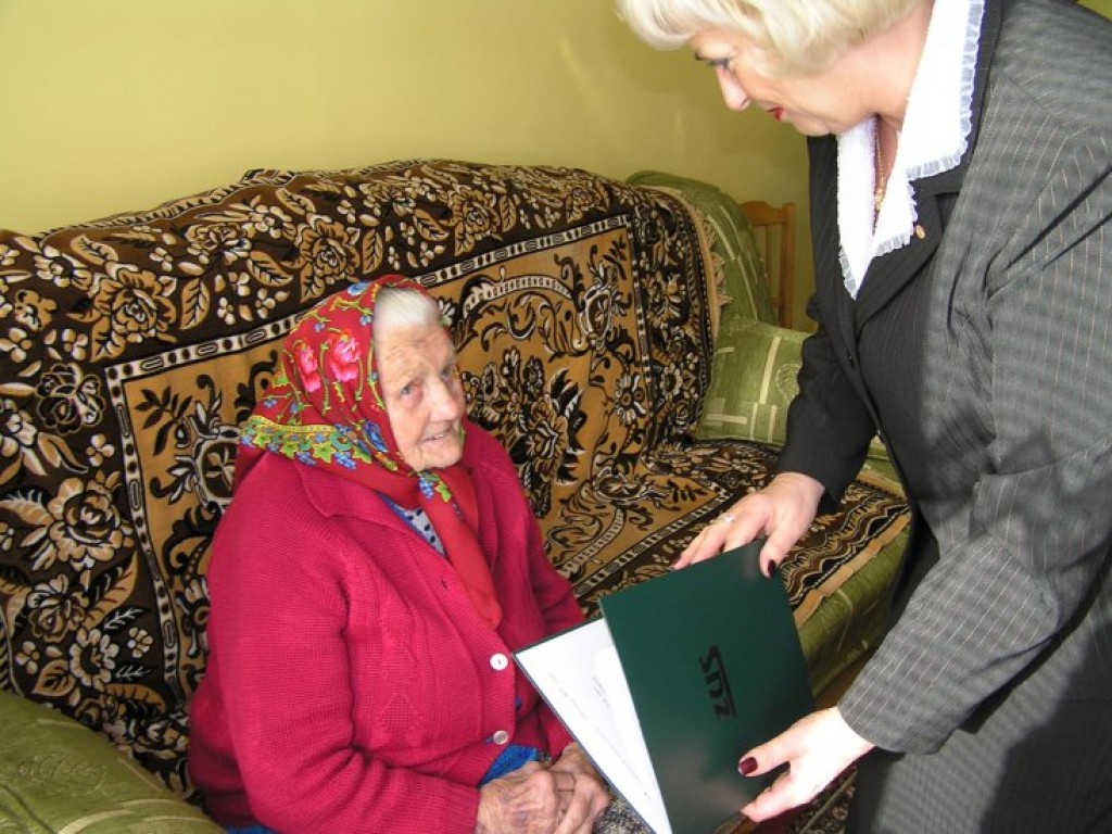 Setne urodziny Tekli Kasprzyk z Lgoty – 3.02. 2008 r.