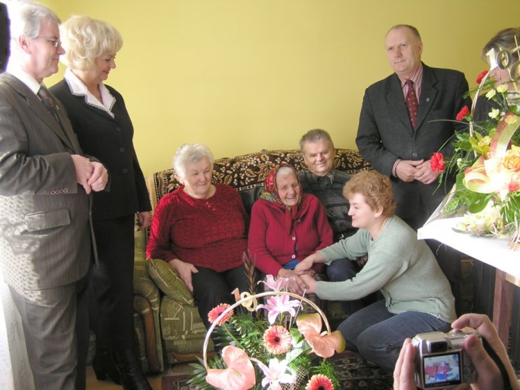 Setne urodziny Tekli Kasprzyk z Lgoty – 3.02. 2008 r.