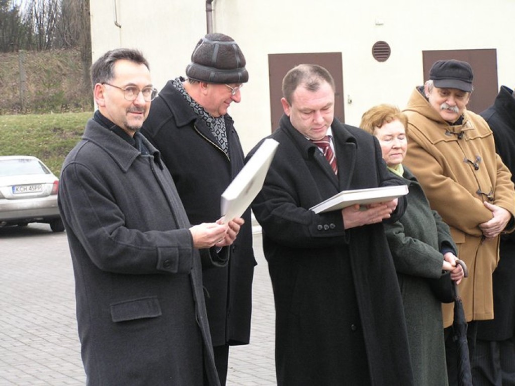 Przekazanie Jednostce Ratowniczo-Gaśniczej w Chrzanowie ciężkiego samochodu Scania P380 - 22.02.2008 r.