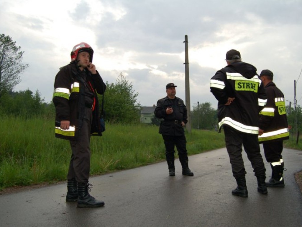 Skutki trąby powietrznej, która przeszła nad Bolęcinem - 18.05.2008 r.