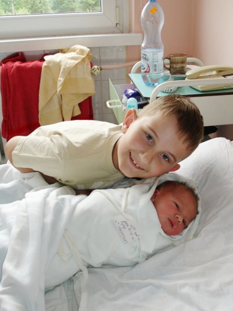 Co Wam przyniósł bocian - dzieci urodzone w chrzanowskim szpitalu powiatowym - lipiec 2008 r.