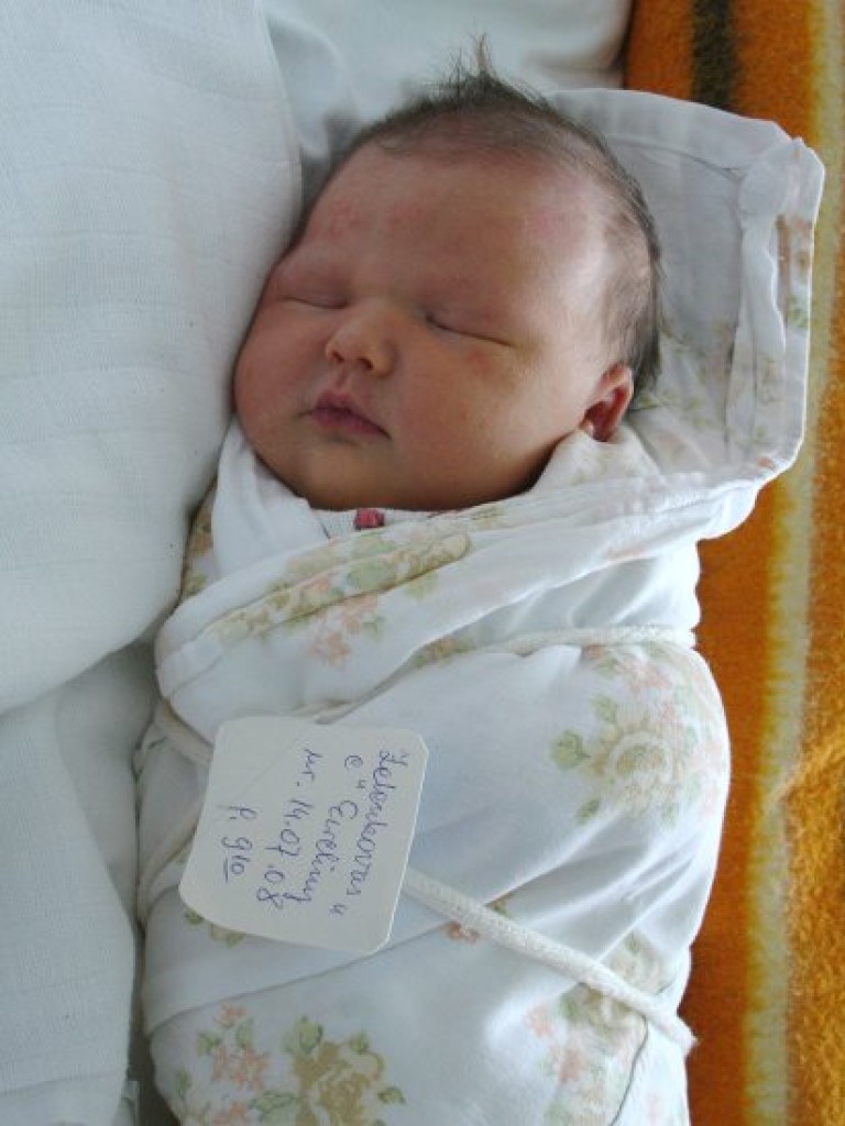 Co Wam przyniósł bocian - dzieci urodzone w chrzanowskim szpitalu powiatowym - lipiec 2008 r.
