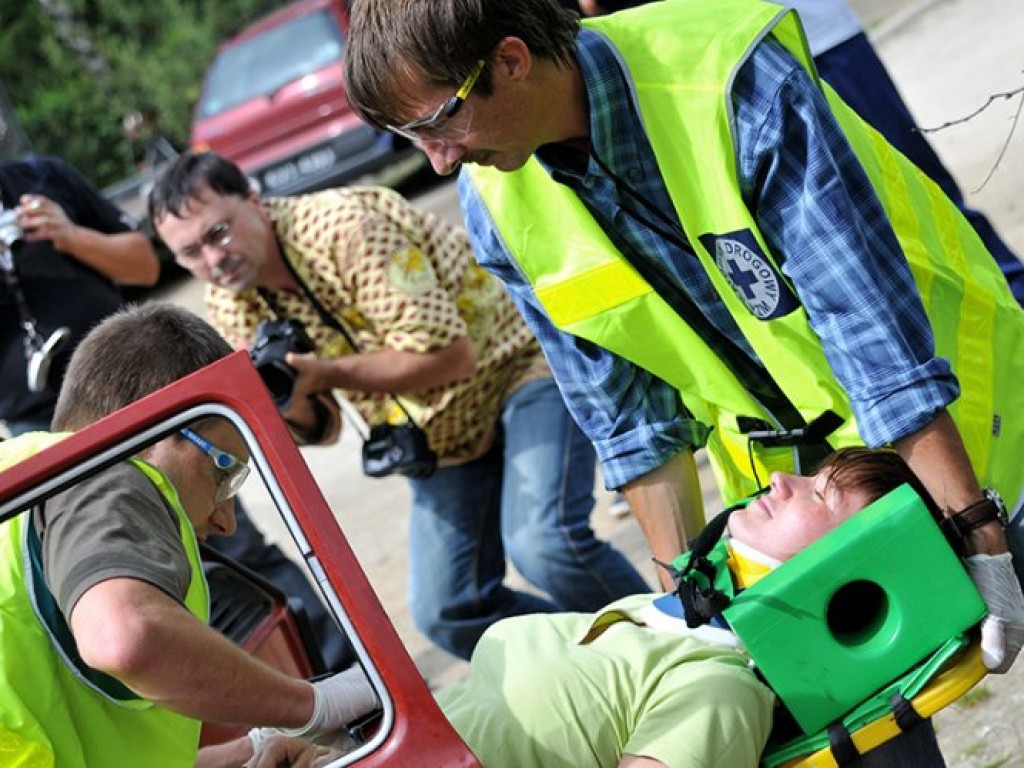 Dziecięco-Młodzieżowa Olimpiada Ratownicza nad akwenem Balaton w Trzebini - 23.08.2008 r.