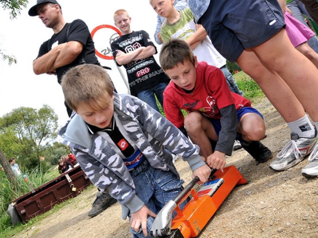 Dziecięco-Młodzieżowa Olimpiada Ratownicza nad akwenem Balaton w Trzebini - 23.08.2008 r.