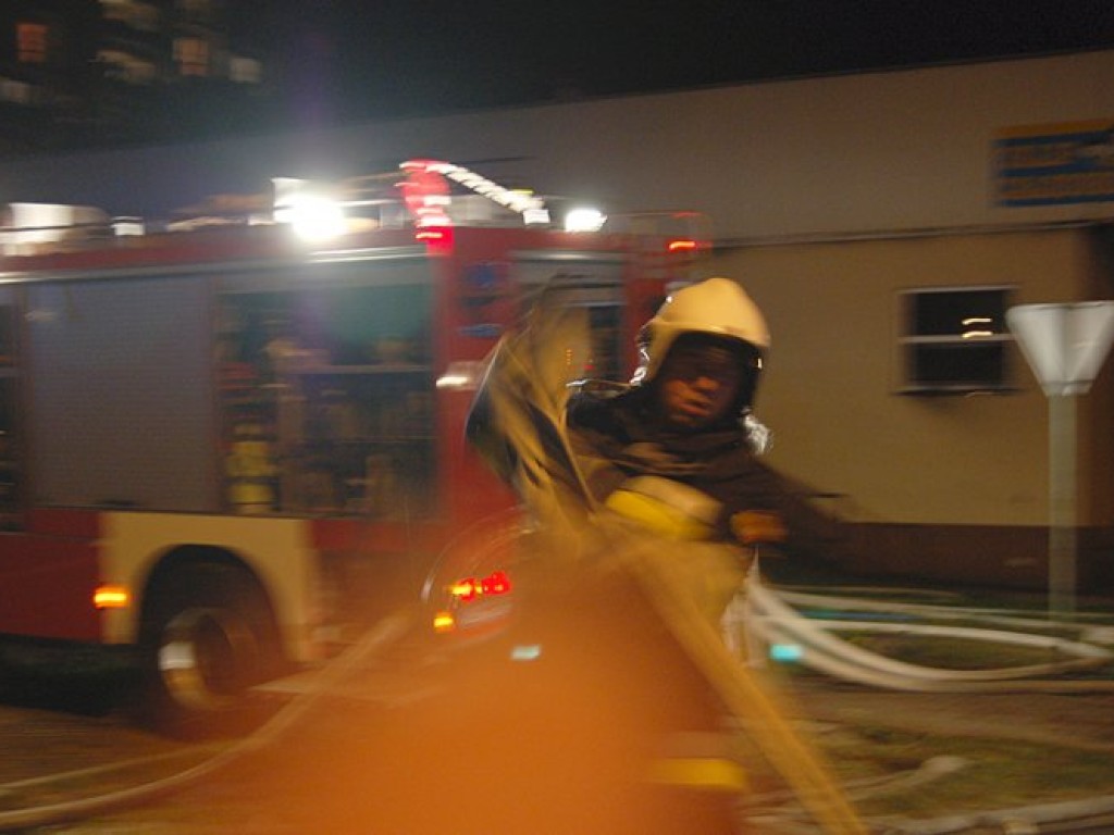 Pożar pawilonu przy ul. Wyszyńskiego w Chrzanowie - 1.09.2008