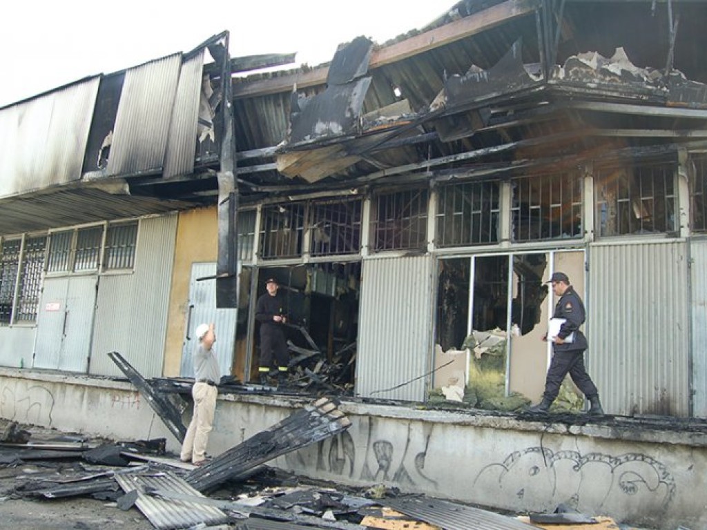 Pożar pawilonu przy ul. Wyszyńskiego w Chrzanowie - 1.09.2008