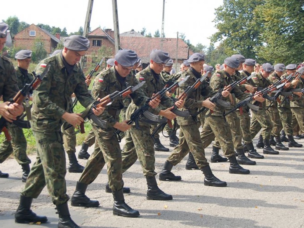 Odsłonięcie w Zalasiu obelisku upamiętniającego ppłk Stanisława Chałupę - 6.09.2008 r.