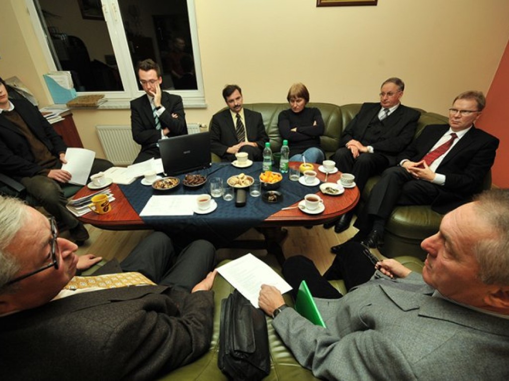 Debata komunikacyjna w redakcji „Przełomu” - 19.11.2008 r.