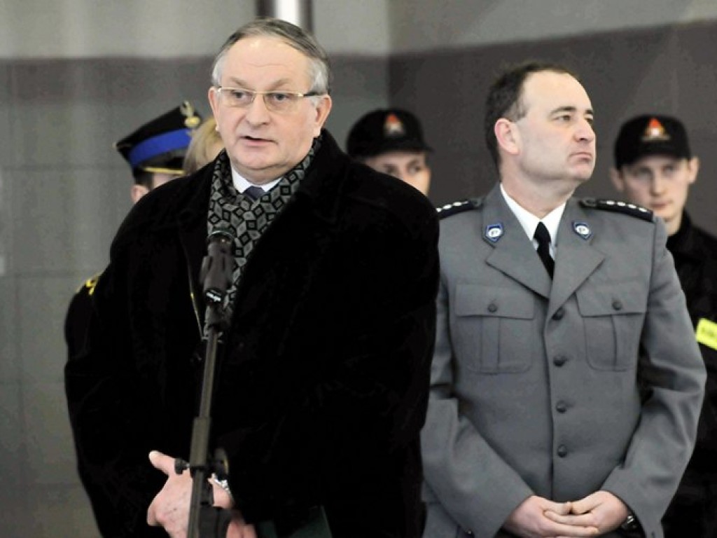 Przekazanie policji i straży pożarnej nowych aut – 7.01.2009 r.