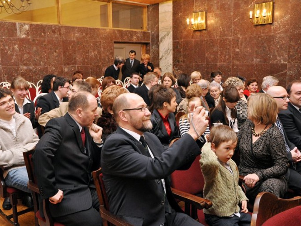 Uroczystość uhonorowania medalem „Sprawiedliwy Wśród Narodów Świata” nieżyjących Walerii i Józefa Trębaczów z Chrzanowa 18.02.2009