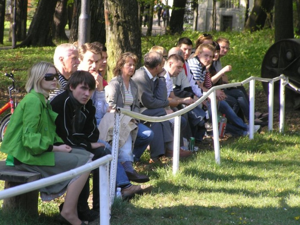 Mecz Ruch Młoszowa-MKS Trzebinia II 3-5 - 25.04.2009