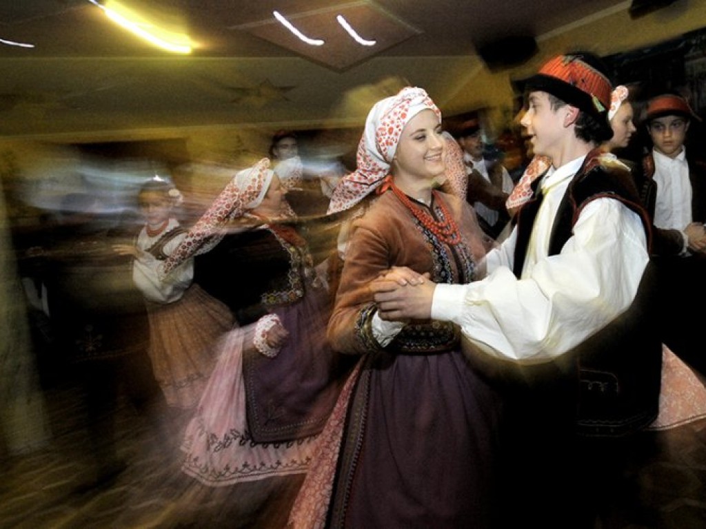 „Raz na ludowo” w Porębie Żegoty – 17.04.2009 r.