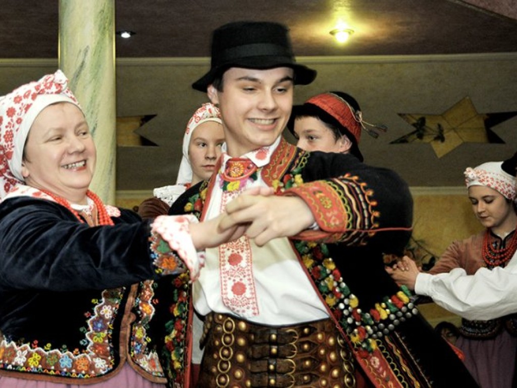 „Raz na ludowo” w Porębie Żegoty – 17.04.2009 r.