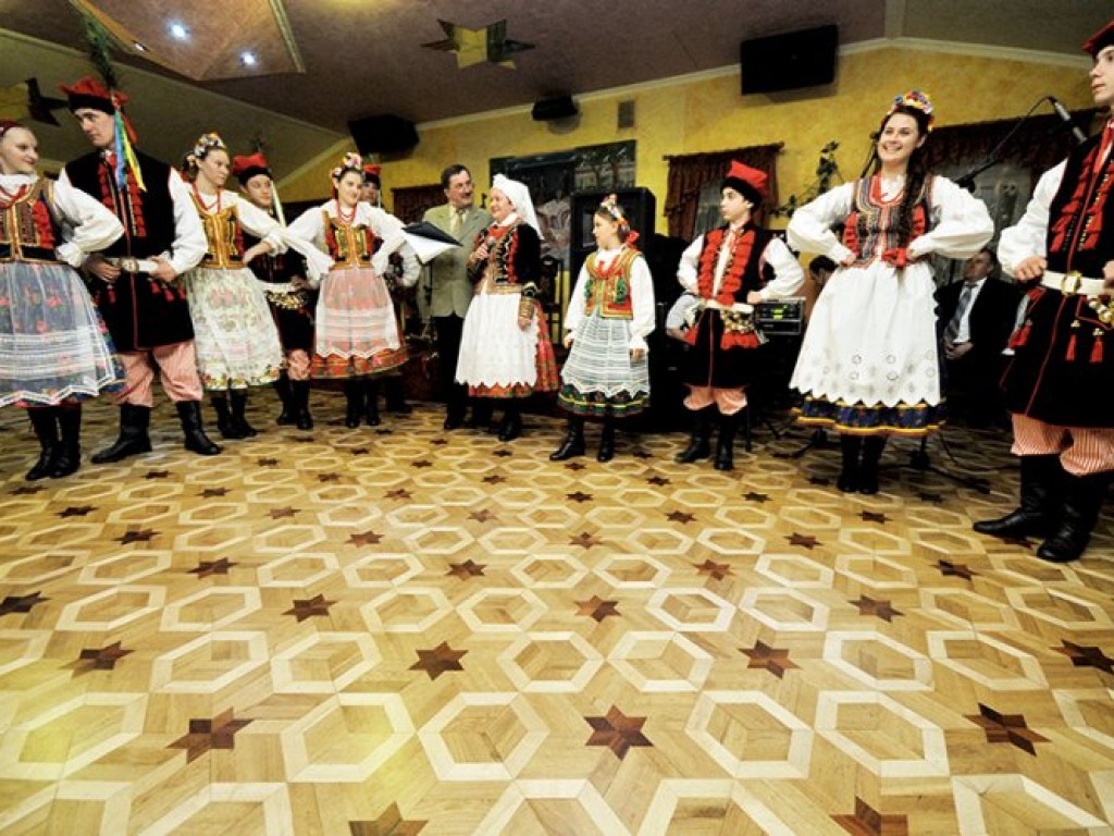 „Raz na ludowo” w Porębie Żegoty – 17.04.2009 r.