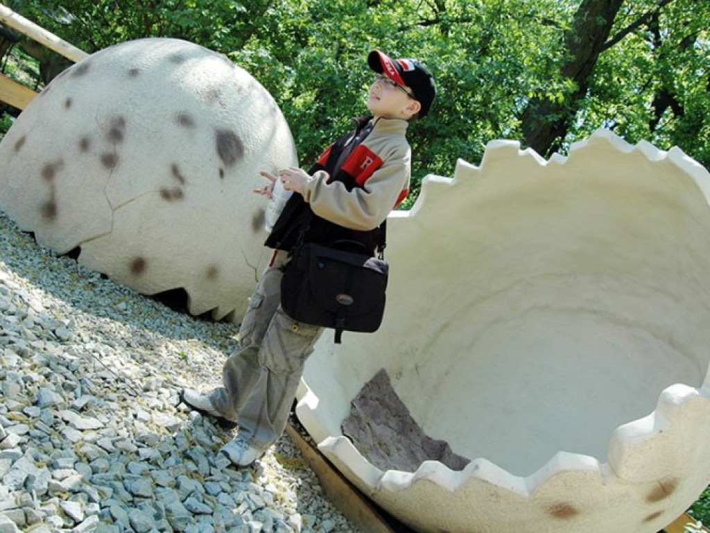 Świat po raz pierwszy ujrzał DinoZatorland - 28.04.2009