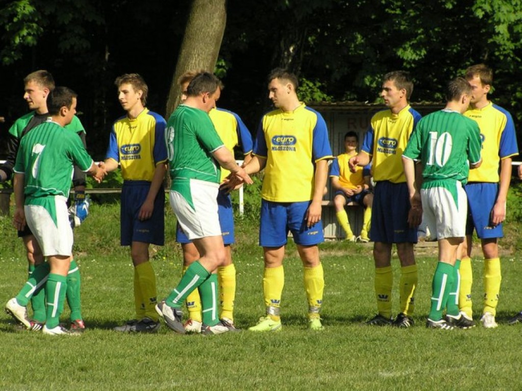 Mecz Ruch Młoszowa – MKS Alwernia II 4-2 - 9.05.2009 r.