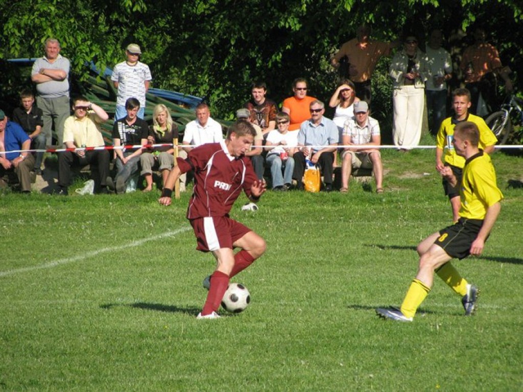 Mecz Pogorzanka Pogorzyce-Promyk Bolęcin 2-3 - 17.05.2009 r.