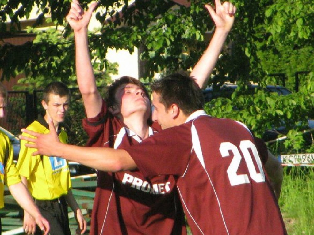 Mecz Pogorzanka Pogorzyce-Promyk Bolęcin 2-3 - 17.05.2009 r.