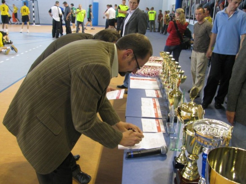 Finał Mistrzostw Polski Młodzików w piłce ręcznej - Chełmek 7.06.2009 r.