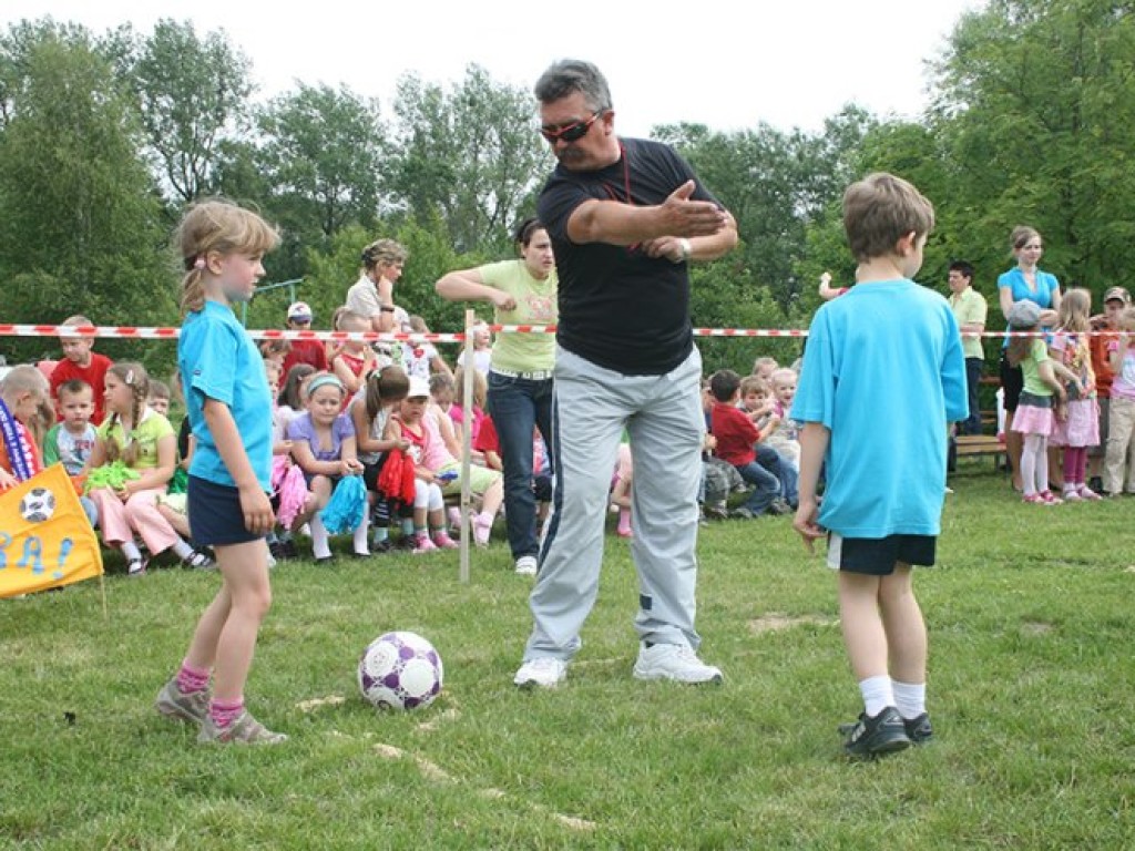 Turniej piłkarski przedszkolaków w Chrzanowie - 9 czerwca 2009 r.