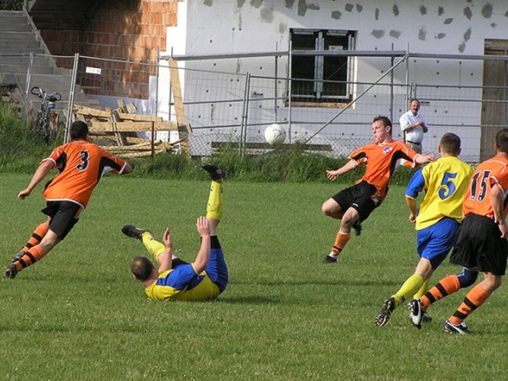Mecz Wolanka Wola Filipowska–Ruch Młoszowa 3-4 – 11.06.2009 r.