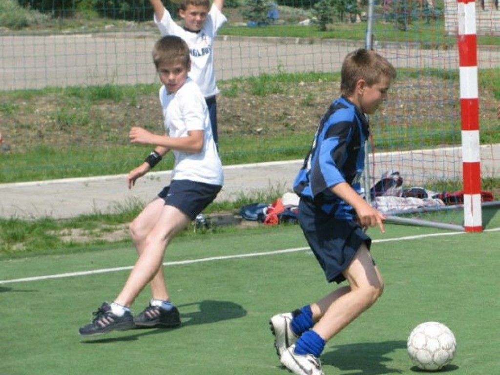 Wakacyjna Liga Futsalu w Chrzanowie (1) – lipiec 2009 r.