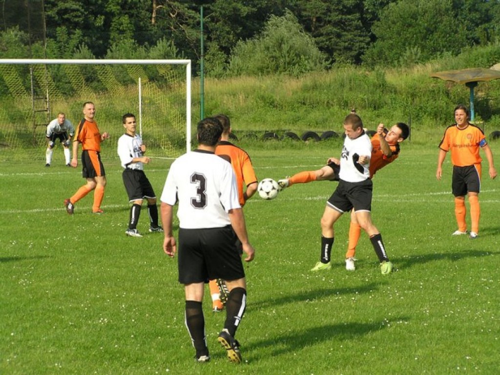 Mecz barażowy o A-klasę Tempo Płaza-Zryw Kąty 6-0 – 1.07.2009 r.