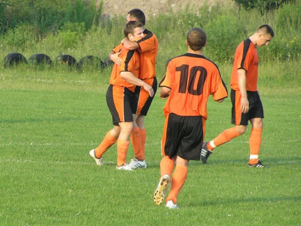 Mecz barażowy o A-klasę Tempo Płaza-Zryw Kąty 6-0 – 1.07.2009 r.