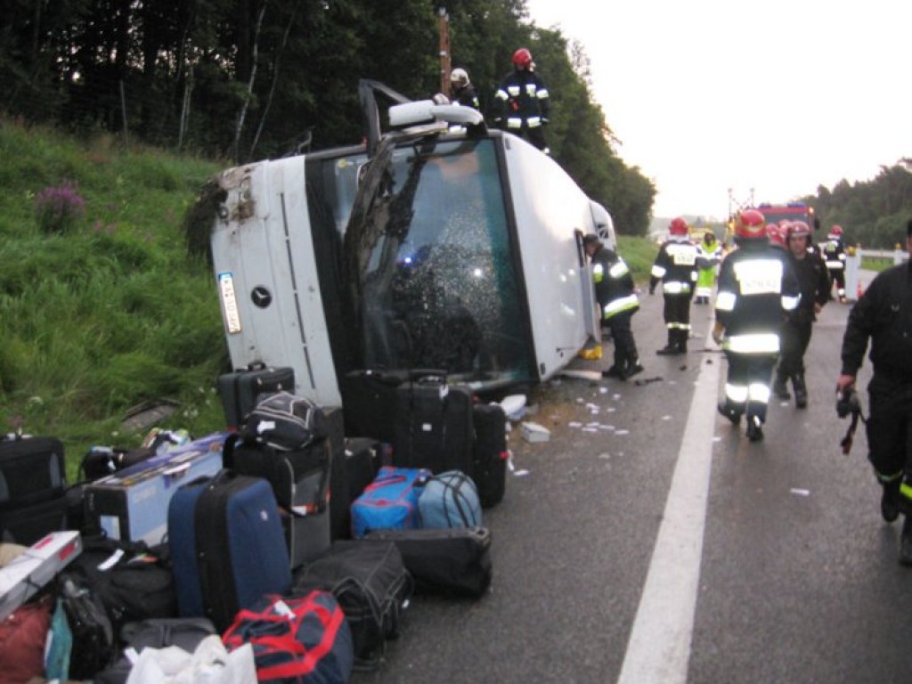 Wypadek autokaru z Ukrainy na autostradzie A4 - 26.07.2009 r.