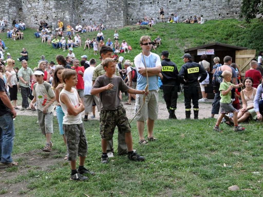 III Turniej Rycerski i Łuczniczy na zamku Lipowiec 8-9 sierpnia 2009
