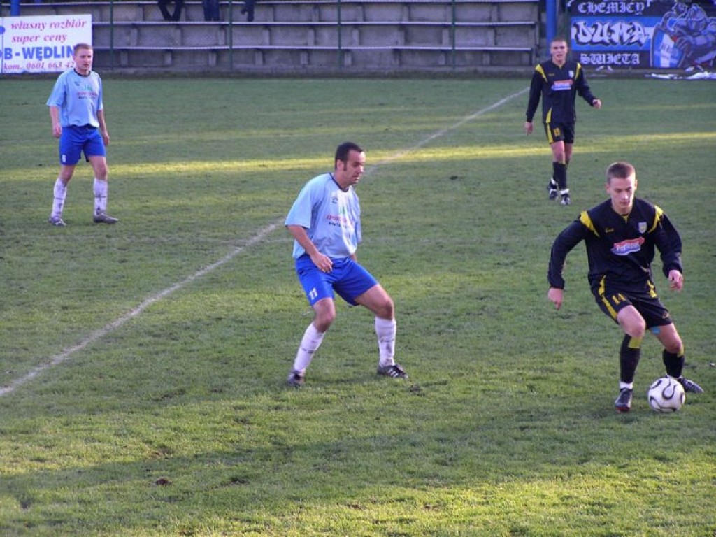 Mecz MKS Alwernia - Juventa Starachowice 1-0 - 14.11.2009 r.