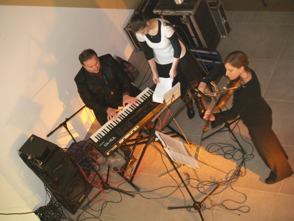 Otwarcie nowej części Centrum Handlowego MAX w Chrzanowie - 23-24.11.2009 r.