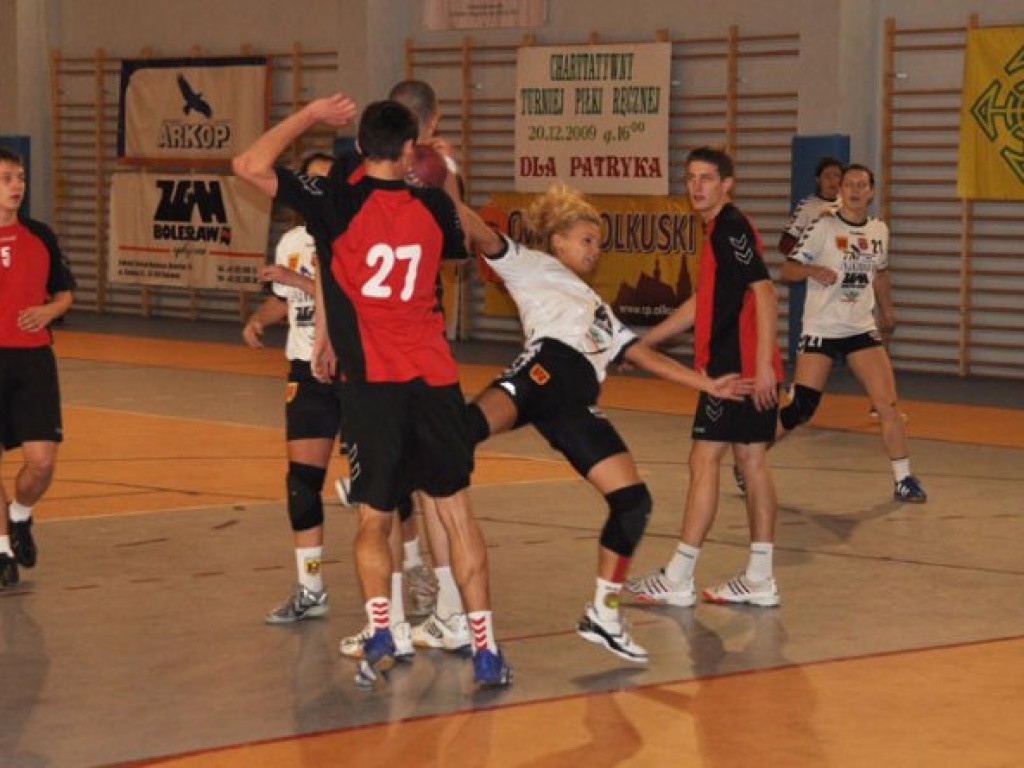 Turniej charytatywny w Chełmku na rzecz Patryka Chełczyńskiego - 20.12.2009