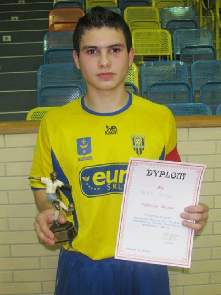 Halowy turniej piłki nożnej juniorów „Futbolowa Przyjaźń” - Chrzanów 19.12.2009