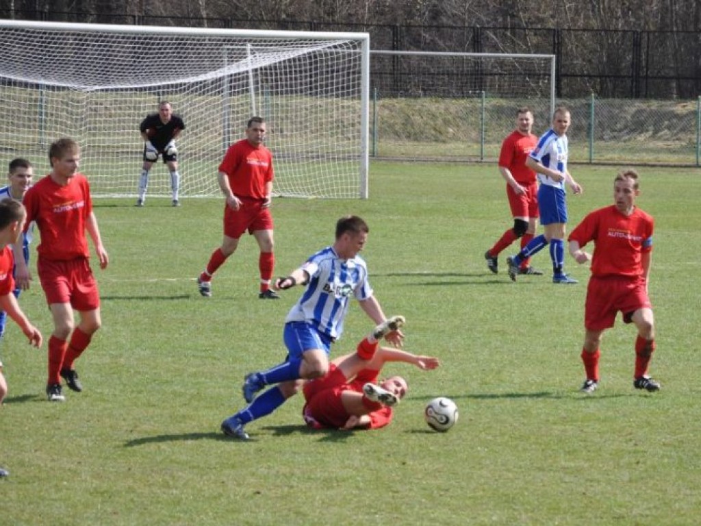 Mecz MKS Alwernia-Orlicz Suchedniów 2-0 – 3.04.2010 r.
