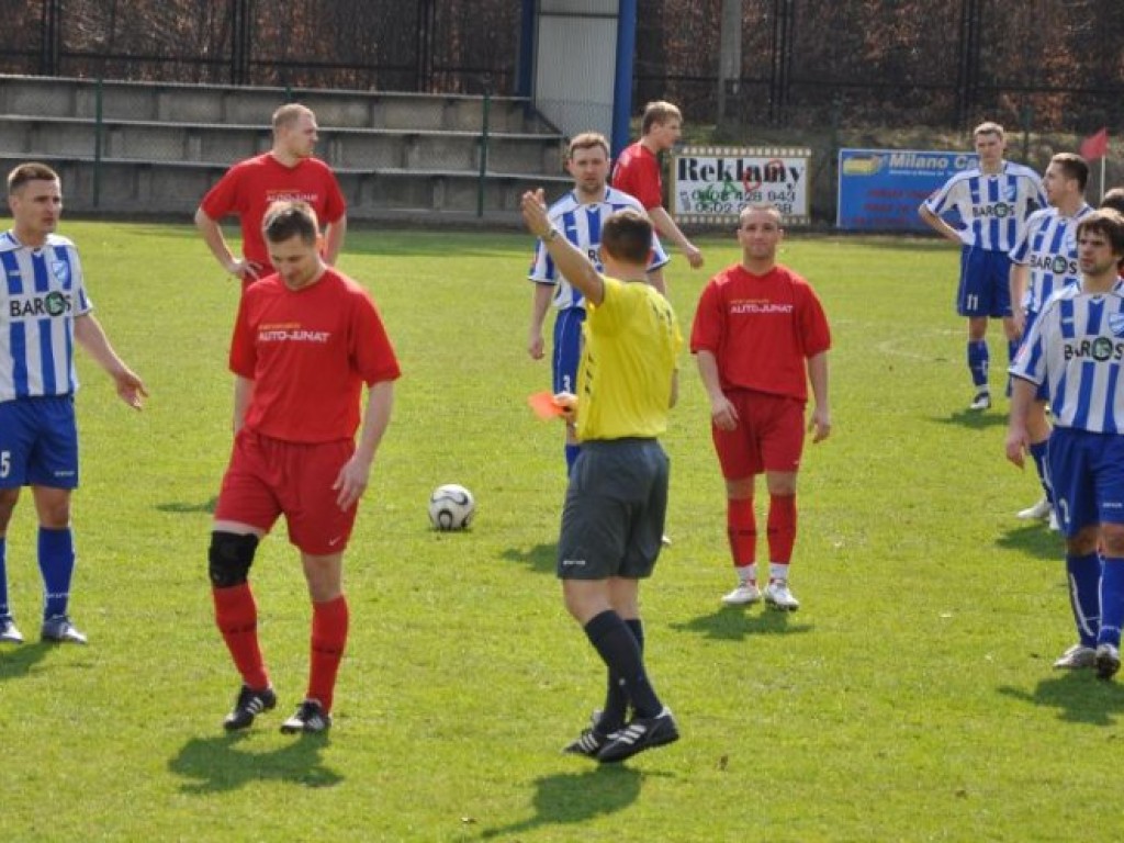 Mecz MKS Alwernia-Orlicz Suchedniów 2-0 – 3.04.2010 r.
