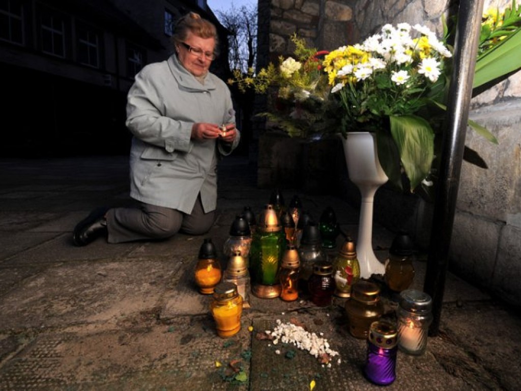 Chrzanów po katastrofie TU-154 pod Smoleńskiem - 10.04.2010