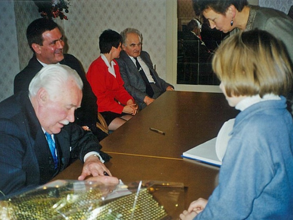 Dwie wizyty ostatniego prezydenta RP na uchodźstwie Ryszarda Kaczorowskiego w Trzebini - styczeń, czerwiec 1998 r.