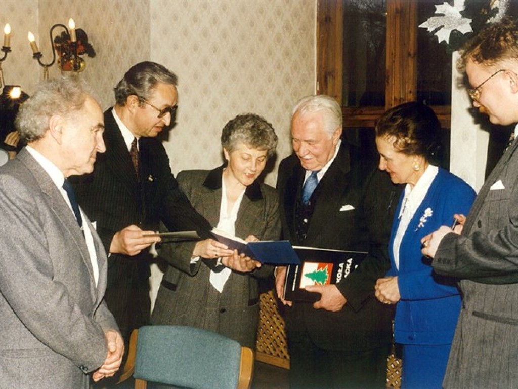 Dwie wizyty ostatniego prezydenta RP na uchodźstwie Ryszarda Kaczorowskiego w Trzebini - styczeń, czerwiec 1998 r.